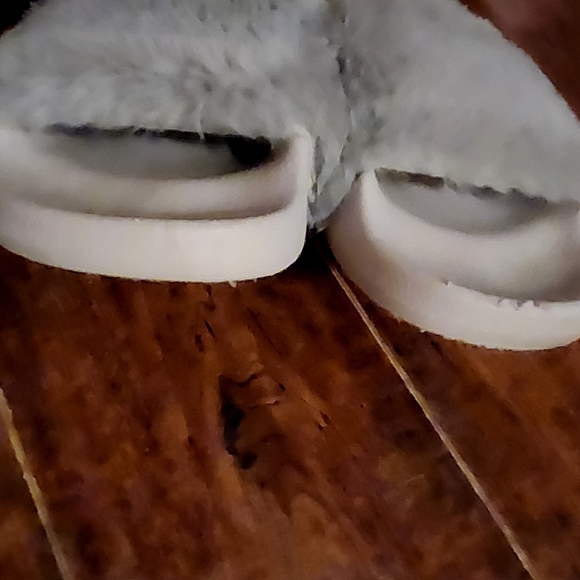 Gray Furry Slide Slippers - Picture 6 of 8